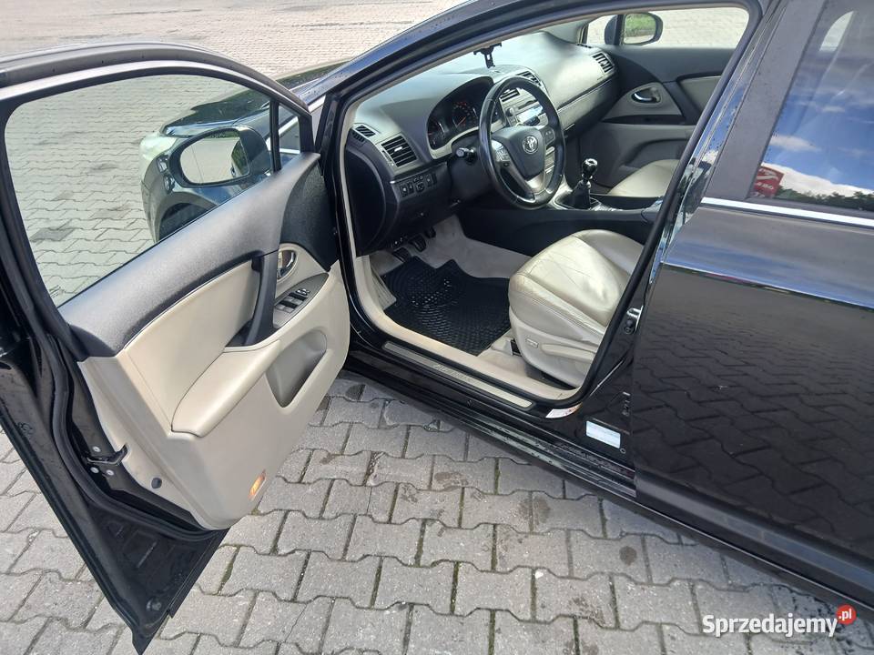 Toyota Avensis 20 d4d xenon jasne skóry Lębork