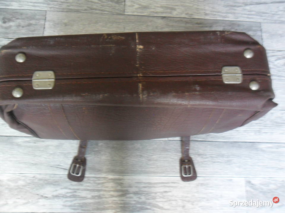 Walizka skórzana z roku 1974 kupiona w Poznaniu dolnośląskie