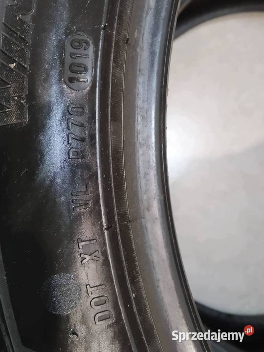 2x OPONA ZIMOWA PIRELLI SOTTOZERO 25540R19 1019 Samochodowe
