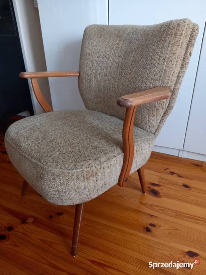 Stare fotele z podłokietnikami PRL vintage Rawicz