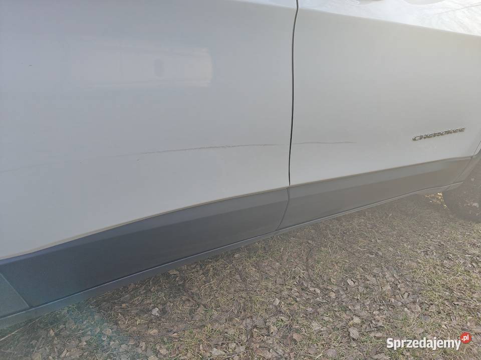 Jeep Cherokee 32 LPG panorama martwe pole kamera Sławno