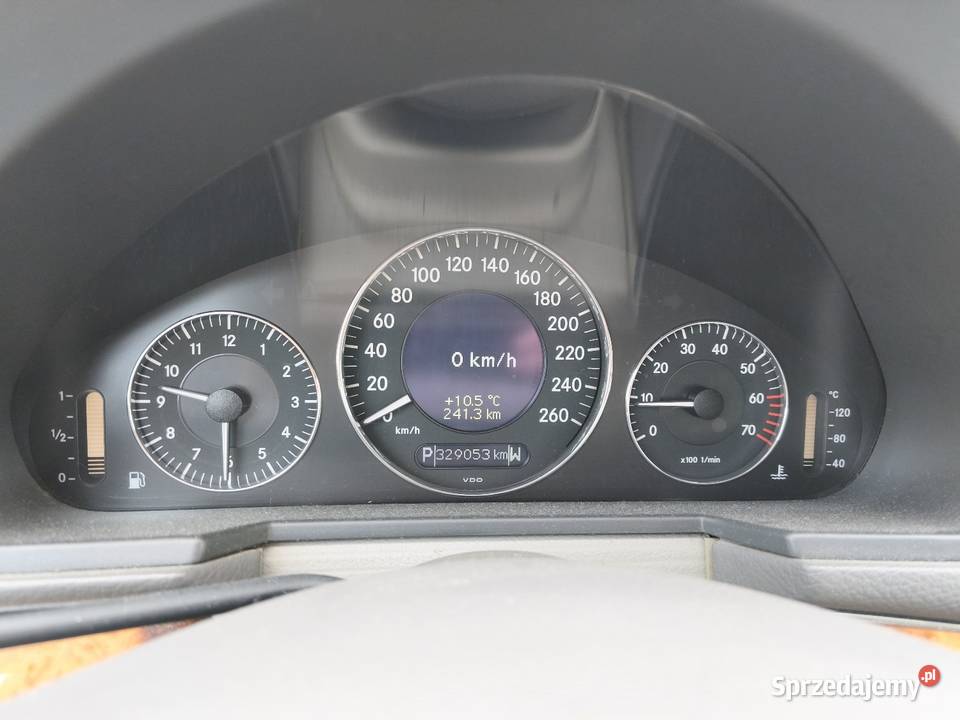 Mercedes Benz E gazbenzyna 4/5 Dobrzykowice