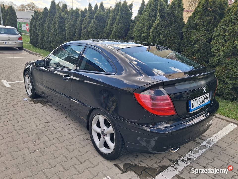Mercesdes c200 2002r 2000 benzyna 2900zl benzyna Tarnów