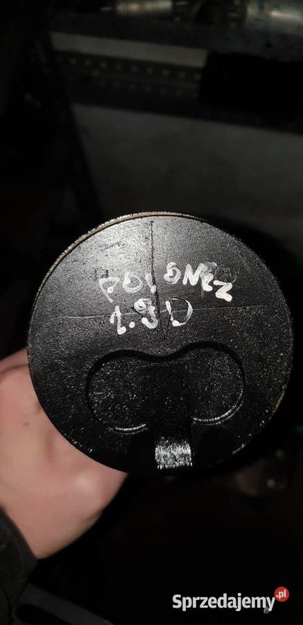 Tłoki korbowody polonez 19d osobowe Puławy