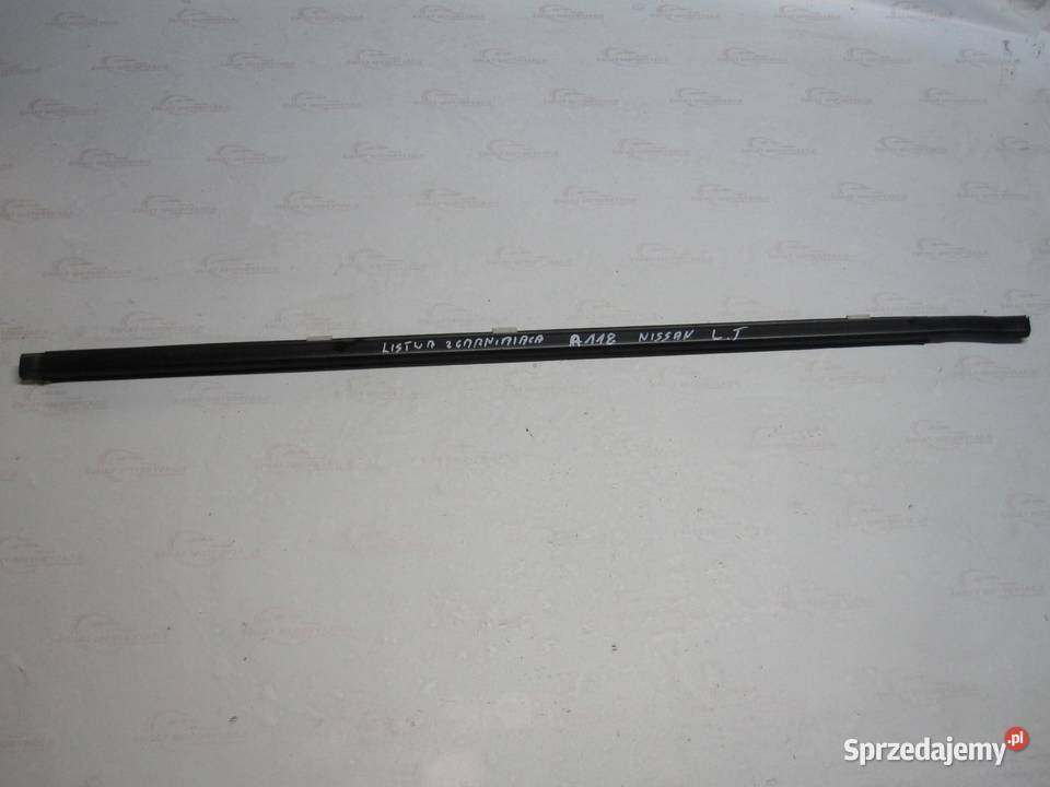 NISSAN QASHQAI I 2 J10 09r listwa zgarniająca