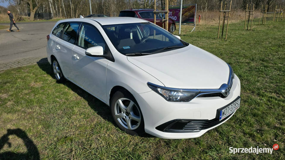 Toyota Auris II 2012 Karczew