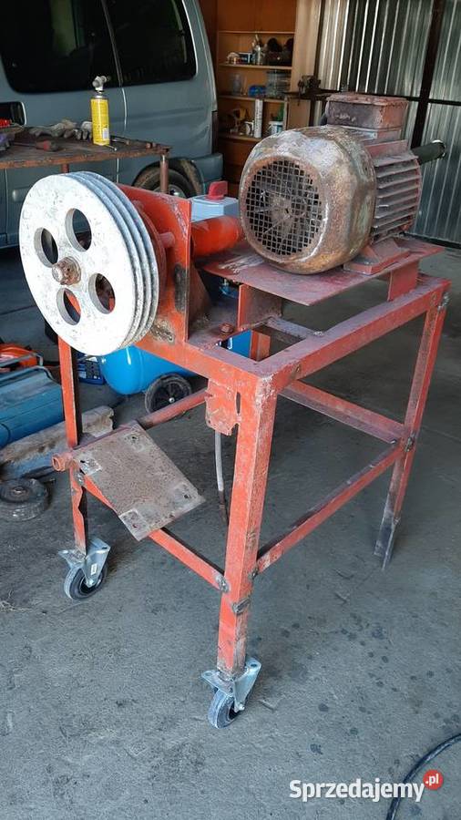 Łuparka świdrowa do drewna drzewa rębak łupak Mrozy sprzedam