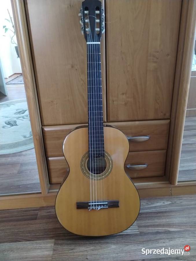 Sprzedam gitarę klasyczną Mosina