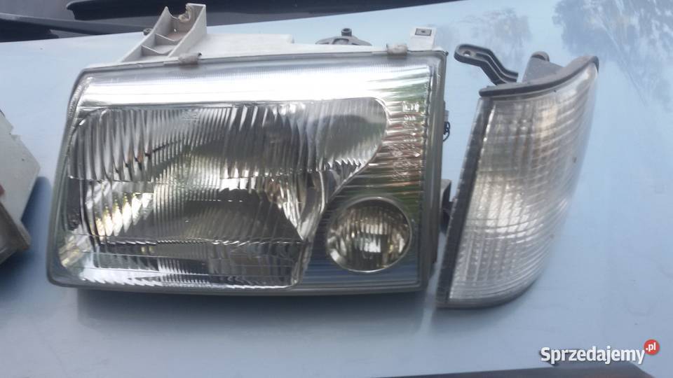 LAMPY PRZEDNIE GRIL HYUNDAI GALLOPER terenowe Elbląg