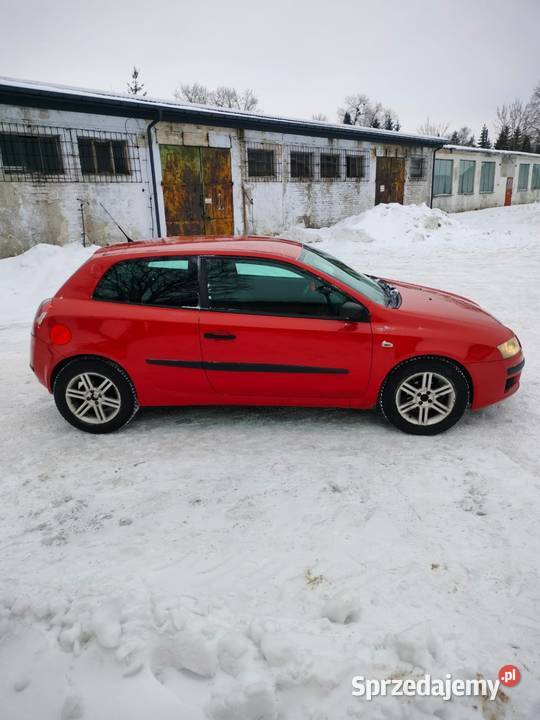 Fiat stilo 2005 14 Benzyna 4/5 Narol sprzedam