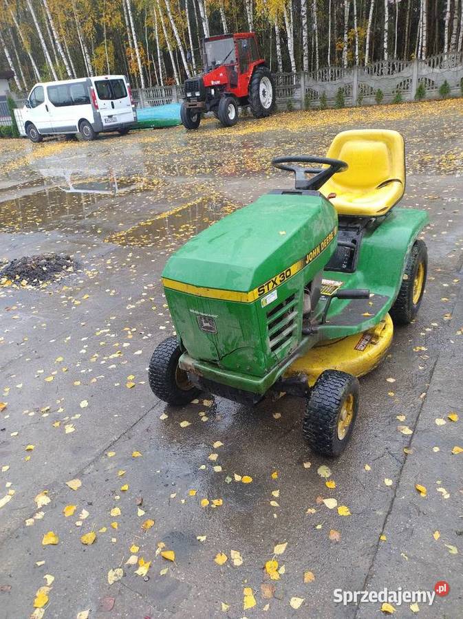 Kosiarka traktorek John Deere stx 30 Przasnysz