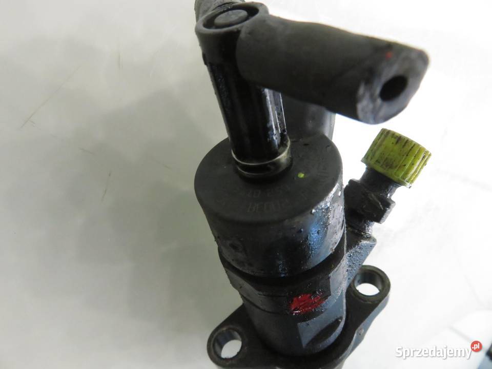 WTRYSKIWACZ FORD FOCUS MK2 II 16 TDCi 0445110259