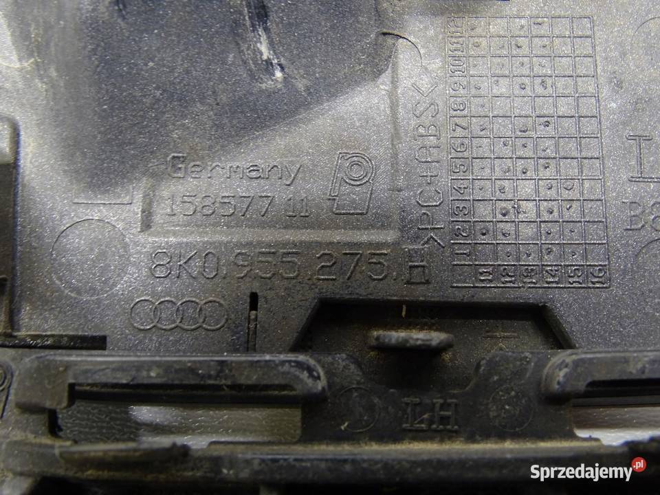 ZAŚLEPKA SPRYSKIWACZA PRZÓD ZDERZAKA 8K0955275H