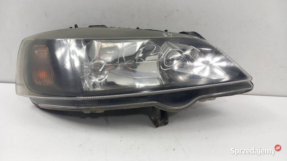 OPEL ASTRA G II LAMPA PRZÓD PRAWA EU Zbierkowo