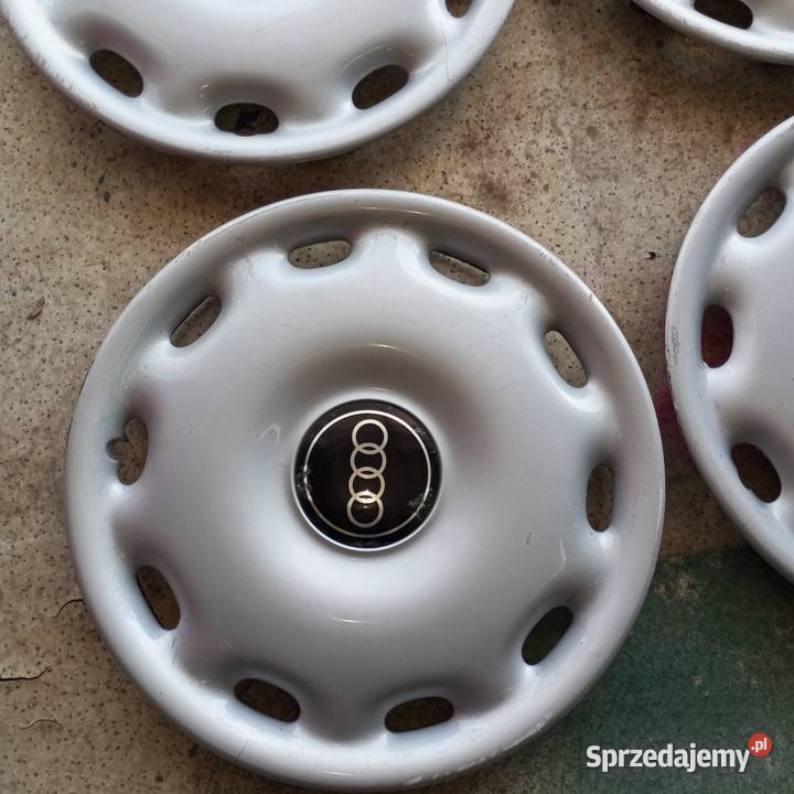 Kołpaki 15 Audi A3 Audi 80 Oryginalne 8A0601147A Pozostałe Złotoryja
