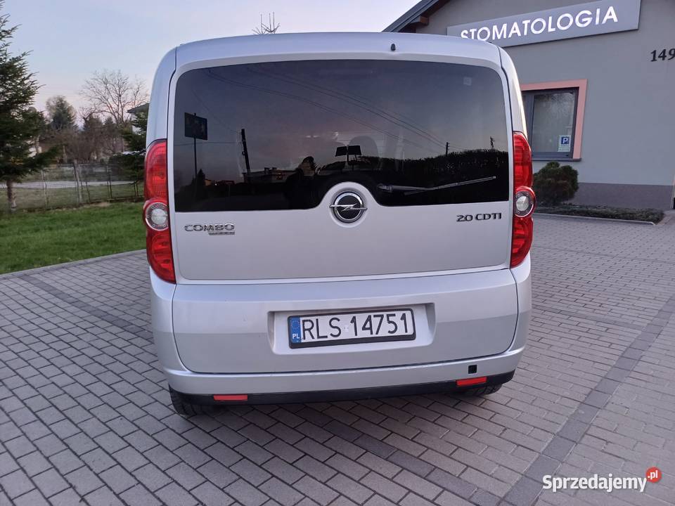 Opel Combo Tour 20 Cdti 2013r podkarpackie