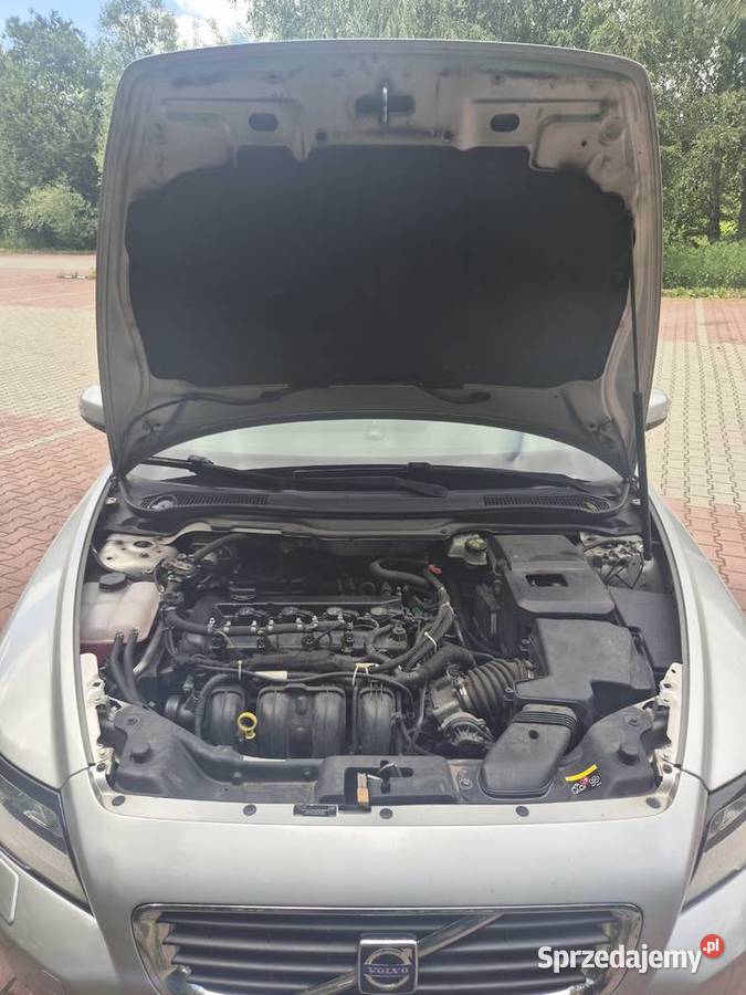 Volvo V50 20 Benzyna 145 pełnym remoncie silnika Kraków