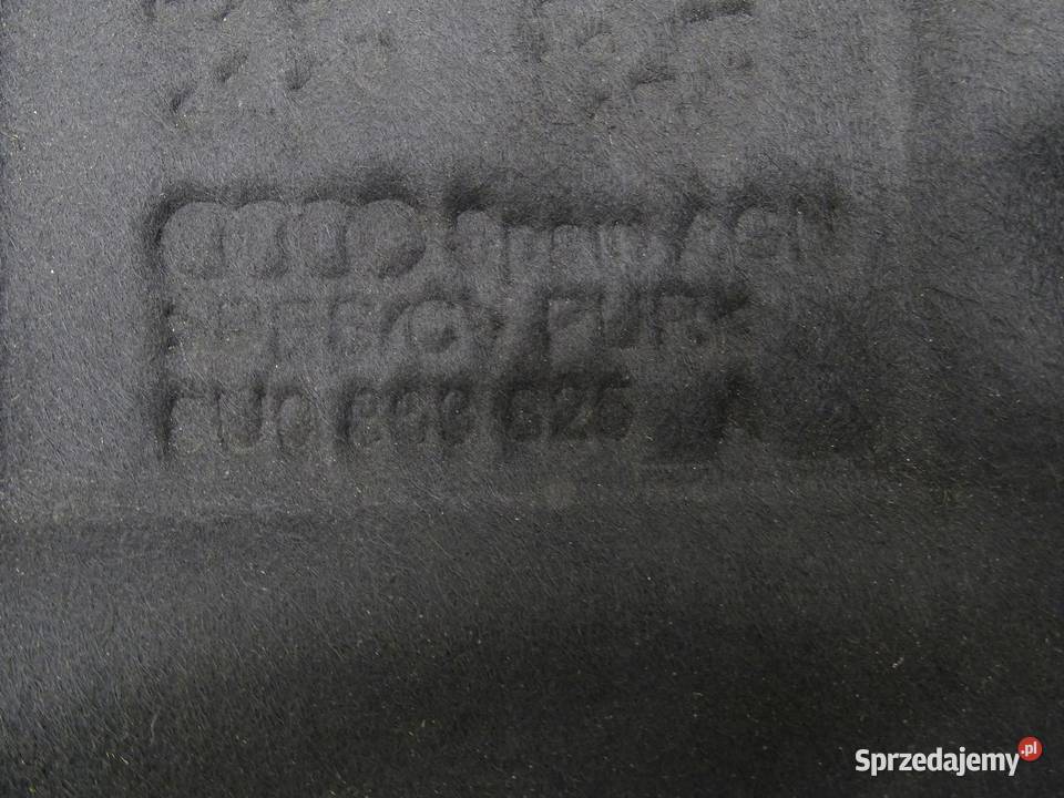 WYGŁUSZENIE PODBITKA MASKI AUDI Q3 8U LIFT osobowe Elementy wygłuszające sprzedam