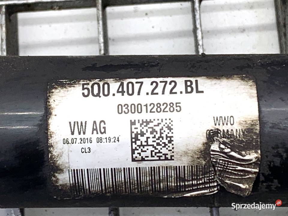 PÓŁOŚ PRAWY PRZÓD AUDI A3 8V 5Q0407272BL 20 220