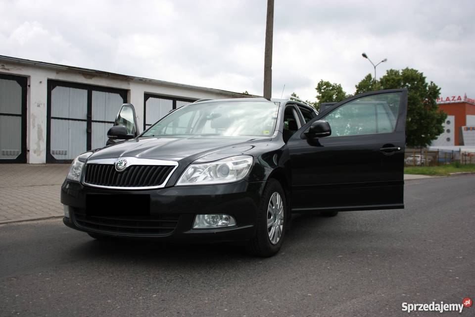 Skoda Octavia II Premia kombi lift salon ASO radio / CD Poznań