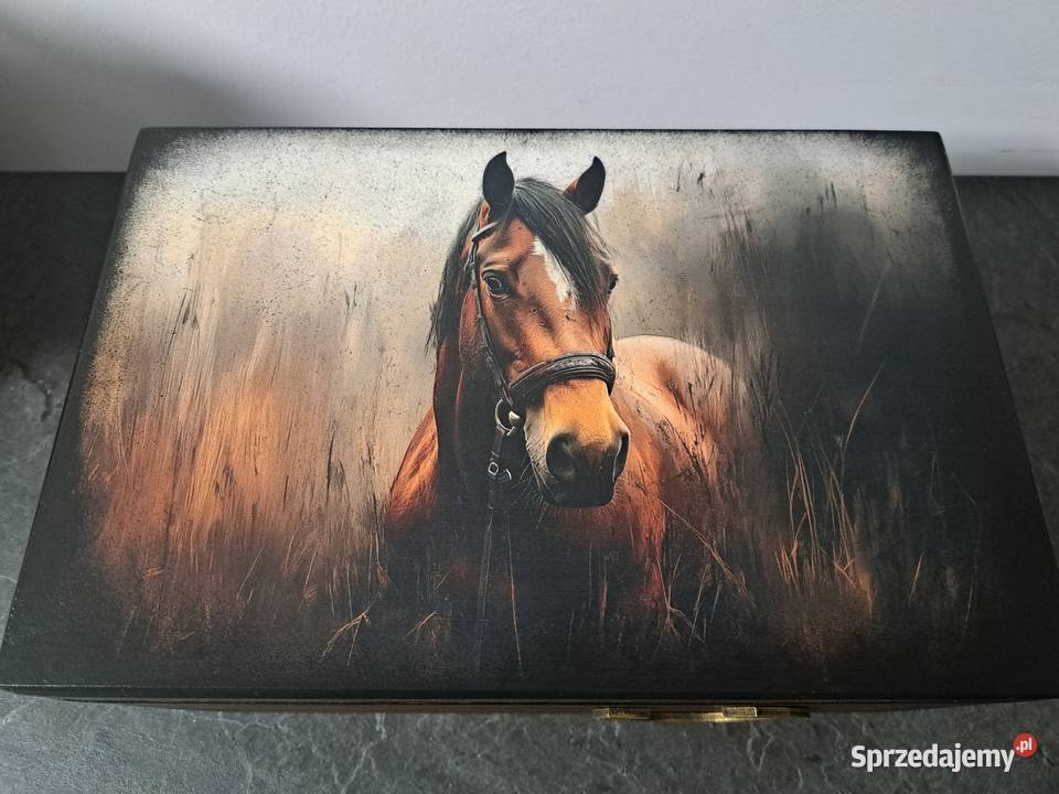 Szkatułka kuferek z koniem drewno podkowa Kędzierzyn-Koźle