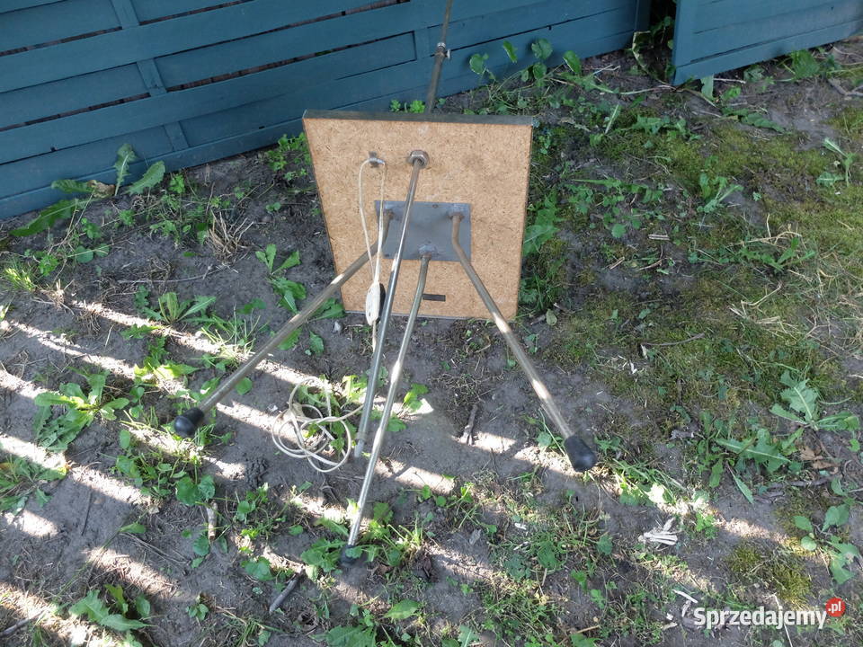 Lampa stojąca z lat 60tych produkcja Warszawa Oświetlenie Kościan