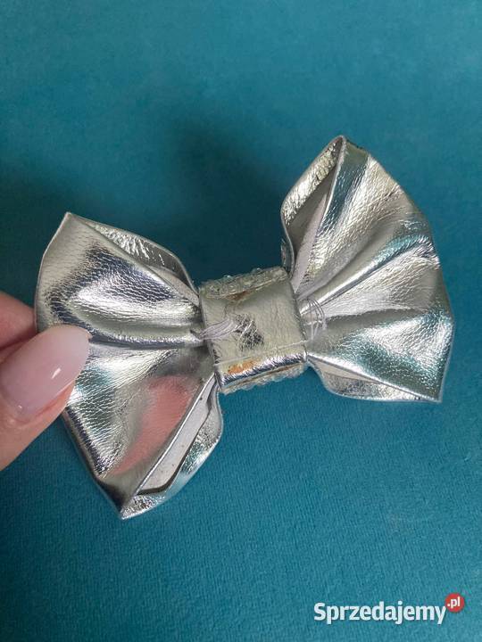 Nowa srebrna kokarda cyrkonie ozdoby vintage USA