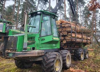 Forwarder John Deere 810D