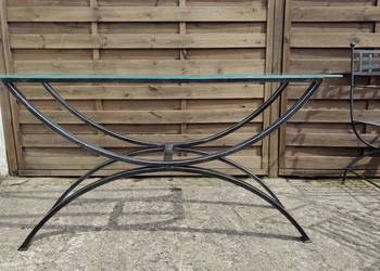 Konsola metalowa toaletka ze szkłem metaloplastyka