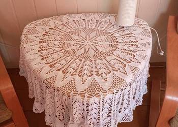Obrus szydełkowy