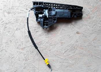 AUDI Q3 8U KLAMKA WEWNĘTRZNA DRZWI PRZEDNICH 8U1837885 AUDI Q3 8U KLAMKA WEWNĘTRZNA DRZWI PRZEDNICH 8U1837885