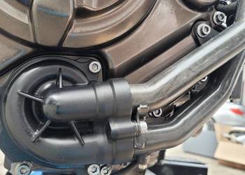 Yamaha MT 07 pompa wody z rurkami abs 14-17