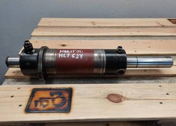 Cylinder hydrauliczny skrętu Manitou MLT 627 {Spicer przód}