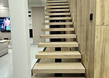 nowoczesne schody metalowe, schody na konsrukcji stalowej, schody loft