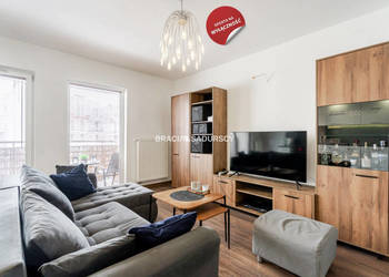 Sprzedaż mieszkania Kraków Macieja Dębskiego 46m2 2-pok