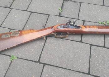 Karabin skałkowy czarnoprochowy czarnoprochwiec KENTUCKY R.1-66" kaliber 45
