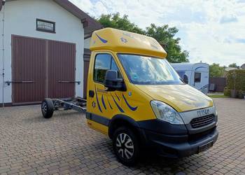 Iveco Daily Kabina kompletna z zewnątrz żóta pomoc drogowa mobilny mechanik