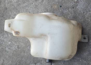 Suzuki Vitara I 89-99 Zbiornik na płyn do spryskiwaczy