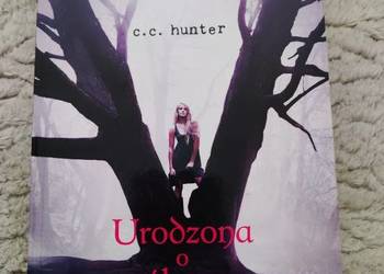 Urodzona o północy - C. C. Hunter