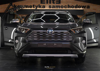 Toyota RAV4, hybrid 4x4, 222 KM