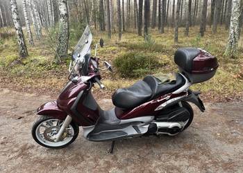 Maxi Skuter Piaggio Beverly 500