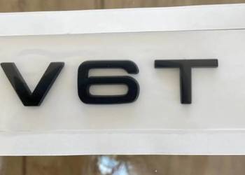 NOWY znaczek połysk V6T - czarny | srebrny emblemat