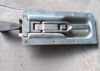 Zamek zapięcie burty przyczepy