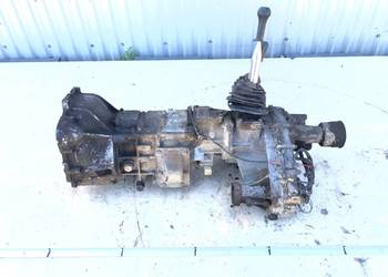 SKRZYNIA BIEGÓW MITSUBISHI PAJERO I 2.3 84KM 82-91