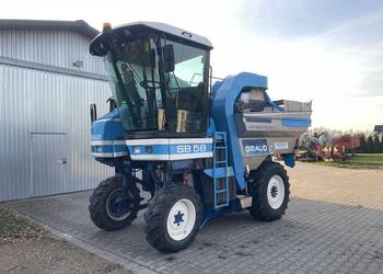 New Holland Braud SB58, kombajn do zbioru porzeczki, aronii, borówki