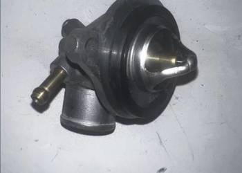 termostat osłona obudowa Suzuki GSX-S 750 GSX750S R749