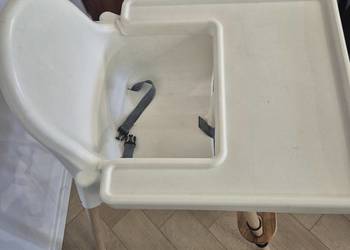 Krzesełko do karmienia Ikea + podnóżek