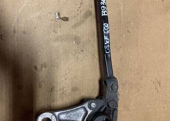 Suzuki GSX-F 600 zacisk hamulcowy tył B936