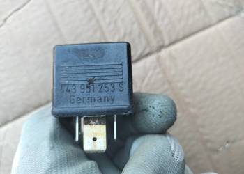 PRZEKAŹNIK 217 443951253S