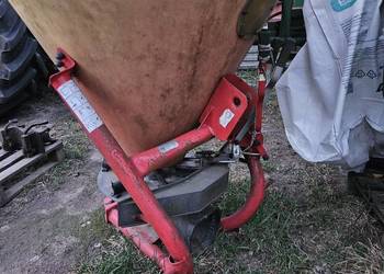 Rozsiewacz lejek 400l